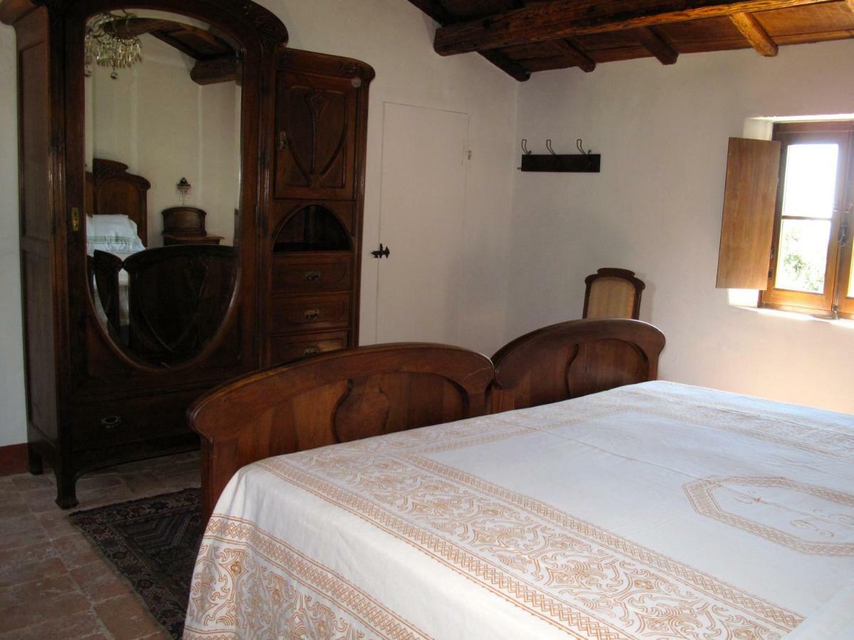 Bed and Breakfast L'Infinito Mombaroccio Екстер'єр фото